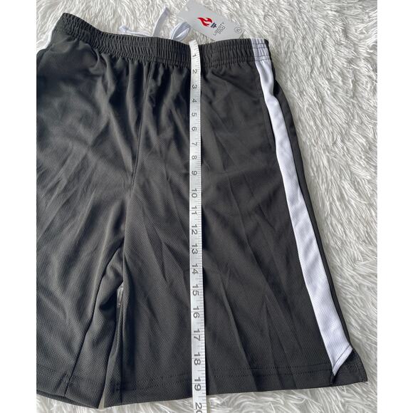 NWT LIBERTY PRO Training Short Black and white Boys Youth Sz YL NWT - Picture 4 of 8